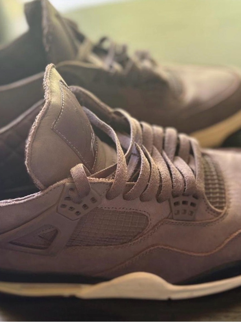 Jordan 4 Retro A Ma Maniére x Air Jordan
'Violet Ore' - Picture 2 of 8